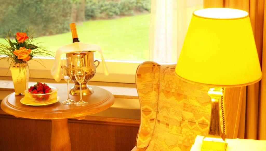 Heidehotel Waldhuette Telgte Rum bild